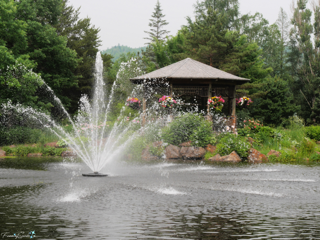 Fountain and Pond in New Brunswick Botanical Garden @FanningSparks