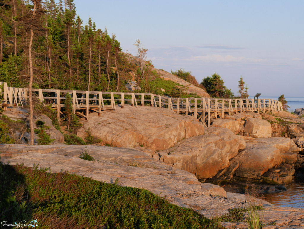 Pointe-de-l'Islet Trail in Tadoussac Quebec @FanningSparks