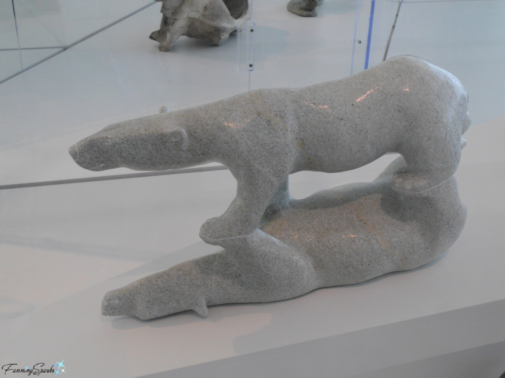 Reflecting Bear Sculpture by Pauloosie Tukpanie @FanningSparks
