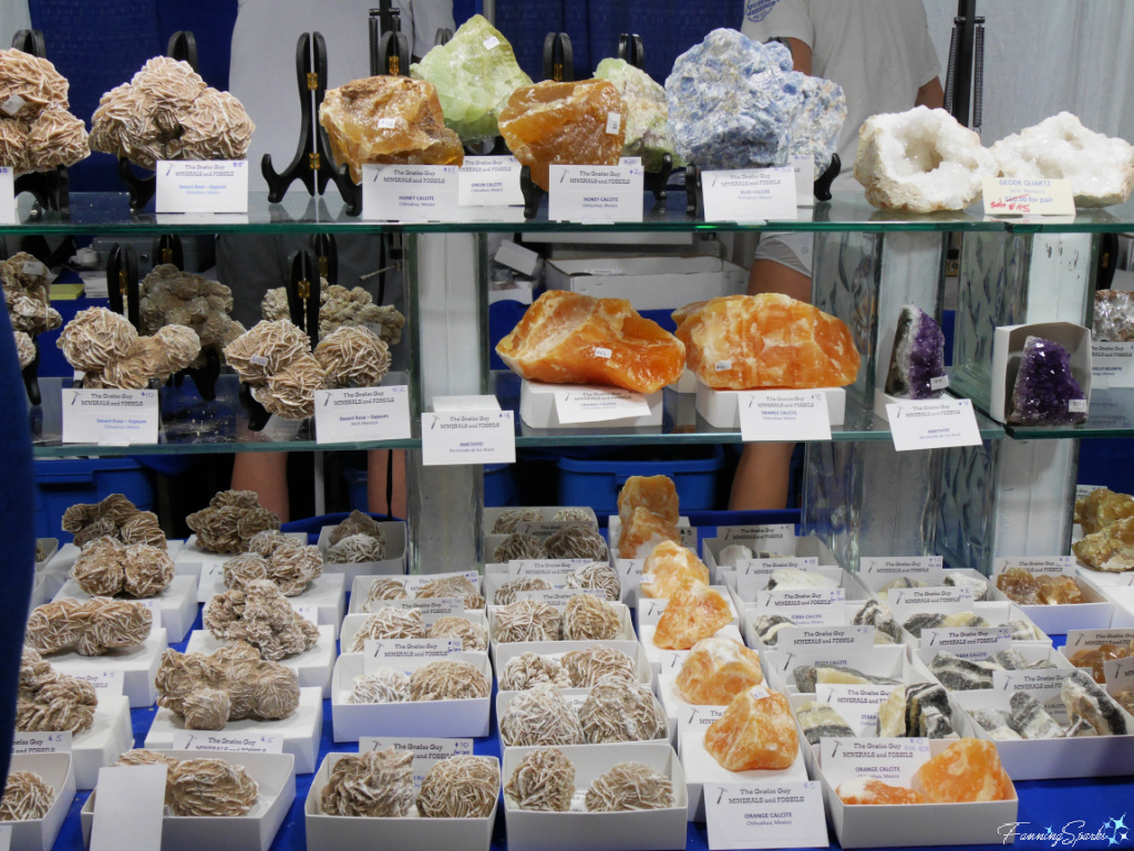 Large Mineral Specimens on Display at Nova Scotia Gem and Mineral Show and Sale   @FanningSparks
