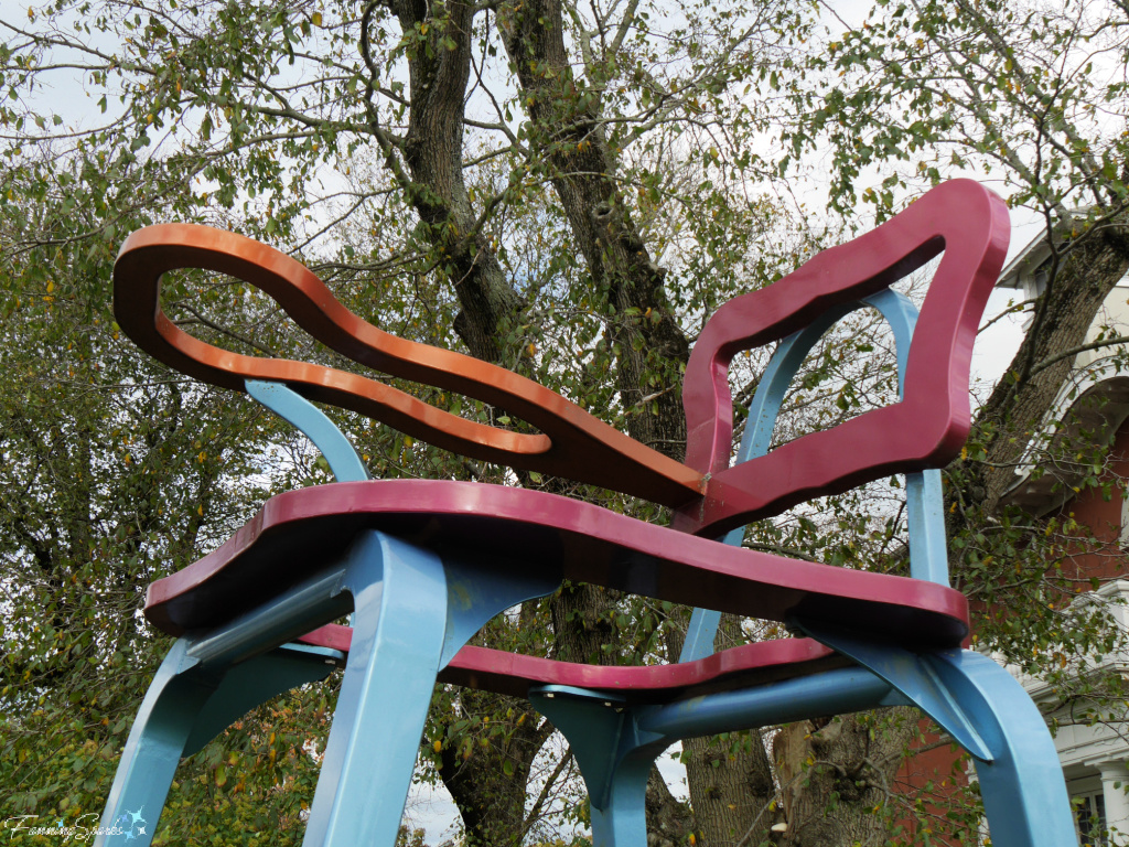 School Chair Details in Dartmouth Nova Scotia   @FanningSparks