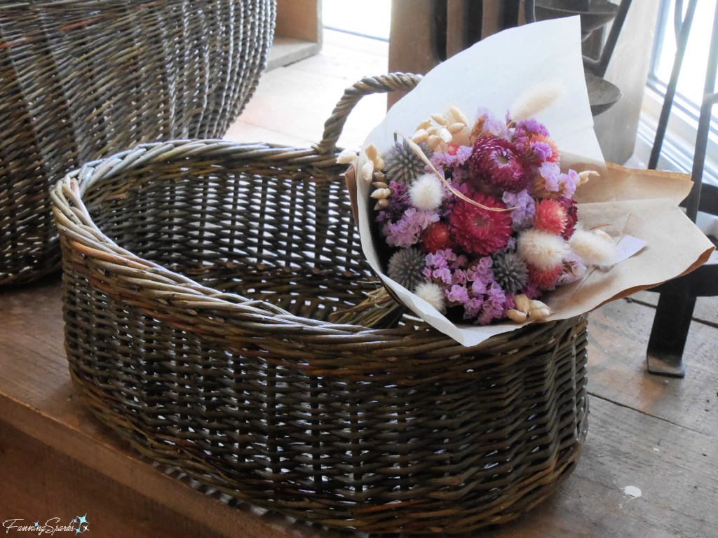 Dried Flowers at Sweet Mama Grass Basketry in Sutton   @FanningSparks