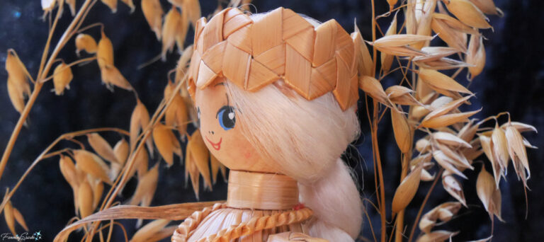 Not the Final Straw Vintage Belarusian Woven Straw Figure with Oats @FanningSparks