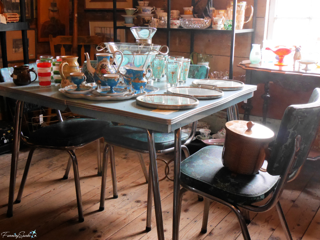 Vintage Chrome Kitchen Dinette Set at Great Village Antique Exchange   @FanningSparks