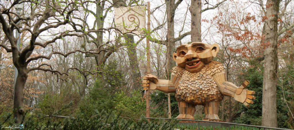 Thomas Dambo's Ronja Redeye Giant Troll @FanningSparks